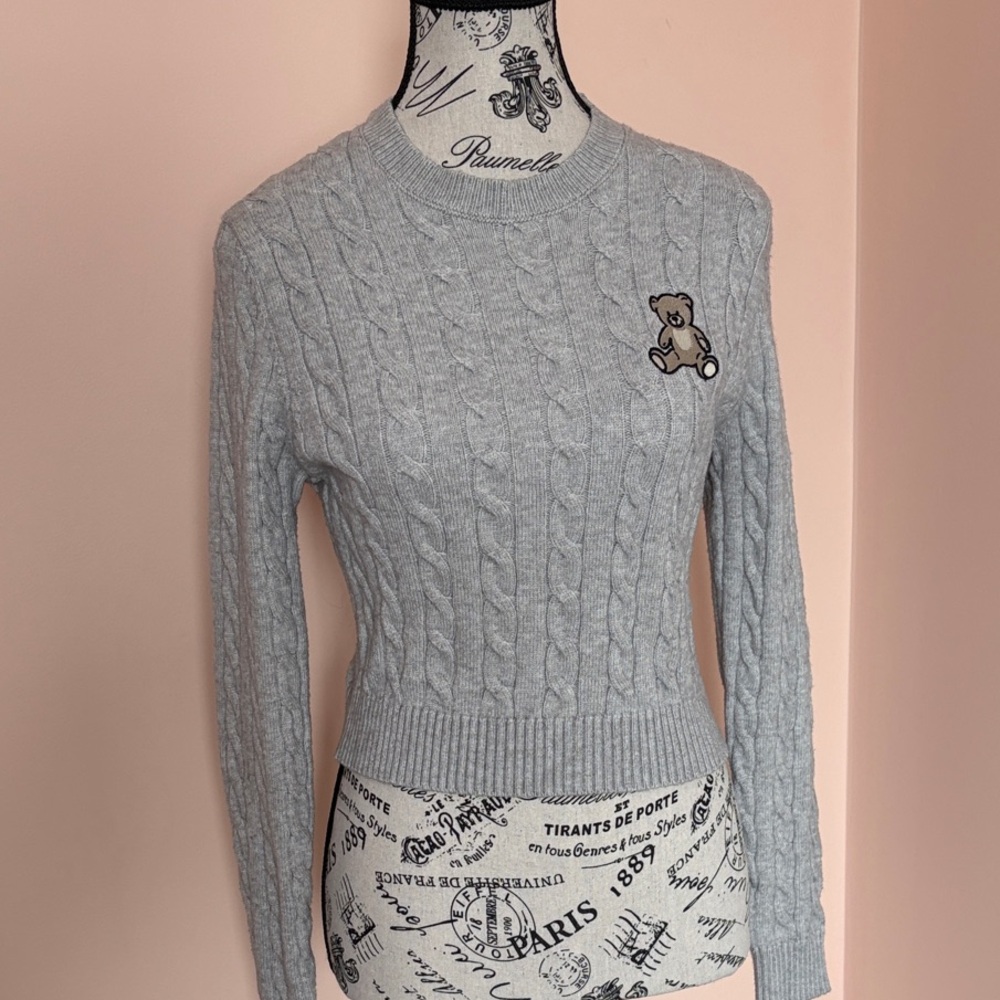 Streetwear Society Gray Cable Knit Sweater with Bear Patch